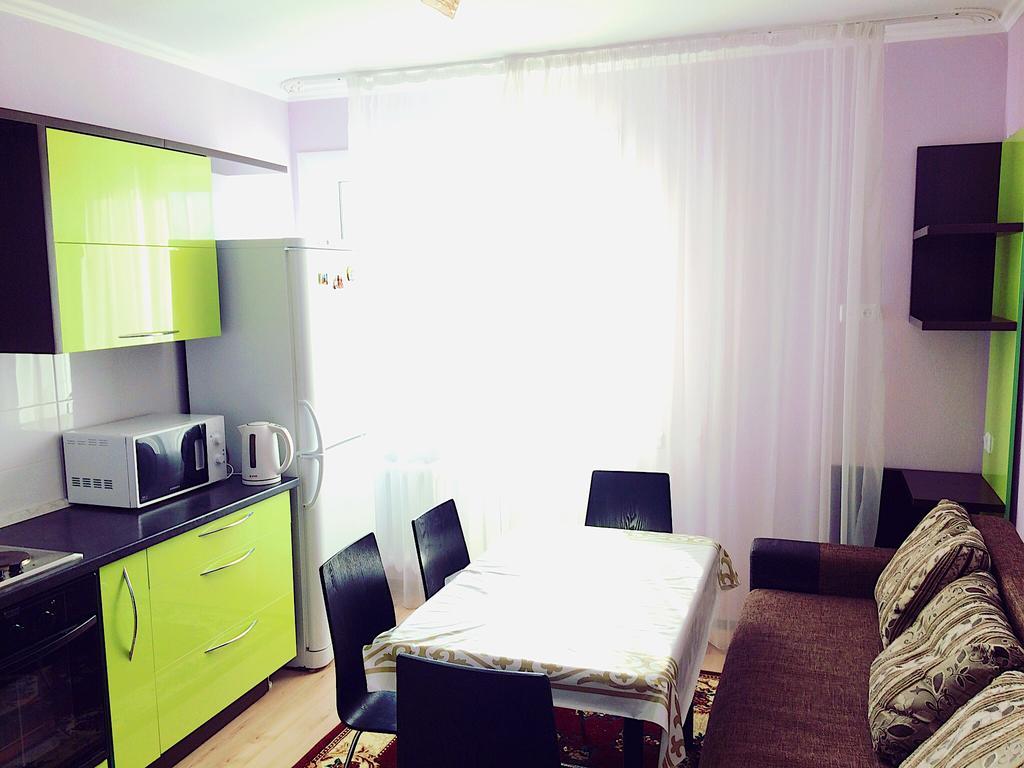 Sky Infinity Apartment 아스타나 외부 사진